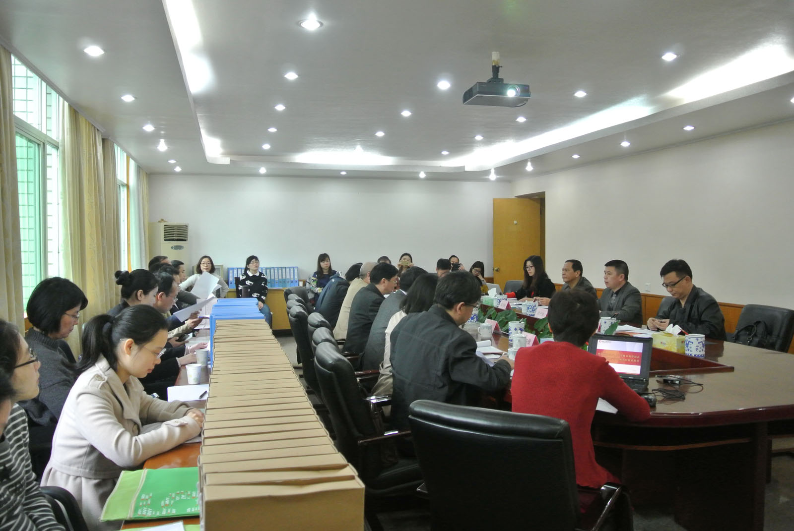 座谈会现场 座谈会现场